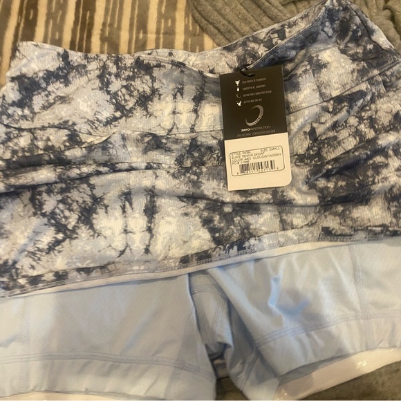 Zero Restriction Tennis Skort Small - Picture 3 of 5